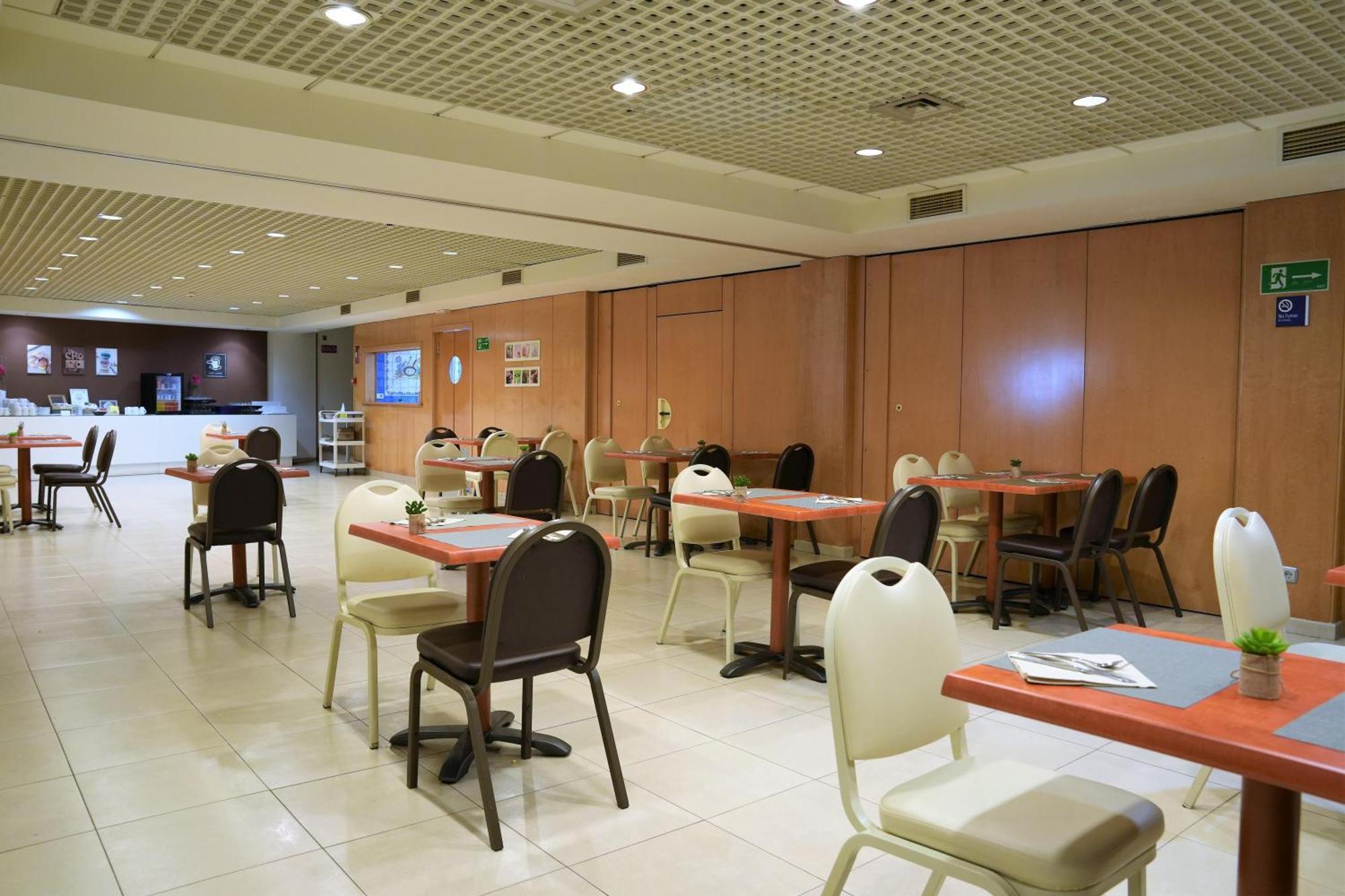 Port Azafata Valencia Hotel Manises Ngoại thất bức ảnh